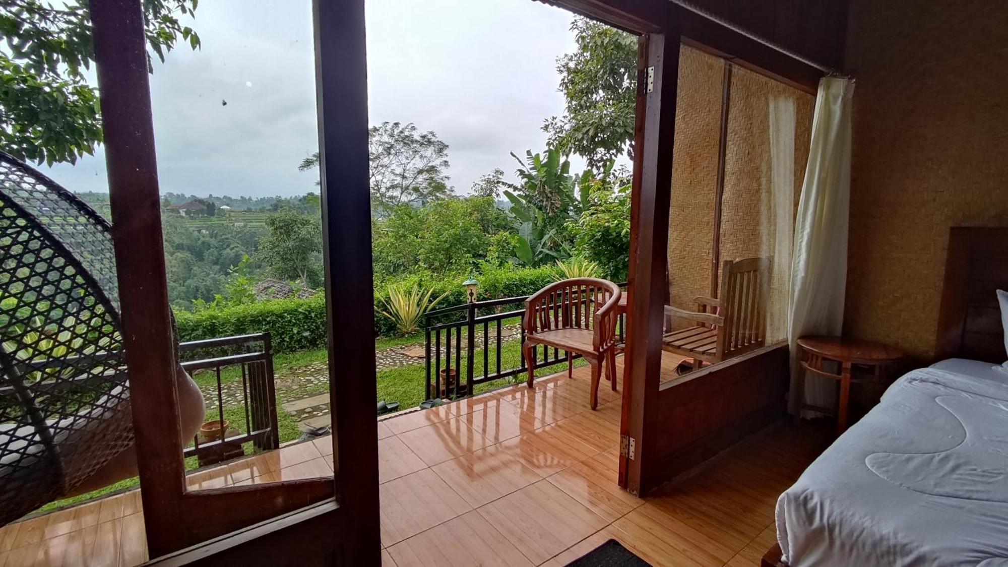 Villa Gajah Mas Baturiti Екстериор снимка